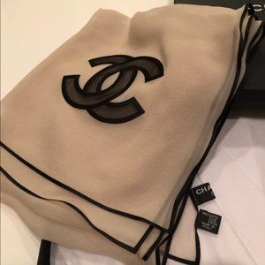 SALE    % SiLK   New cc coco CHANEL logo shawl